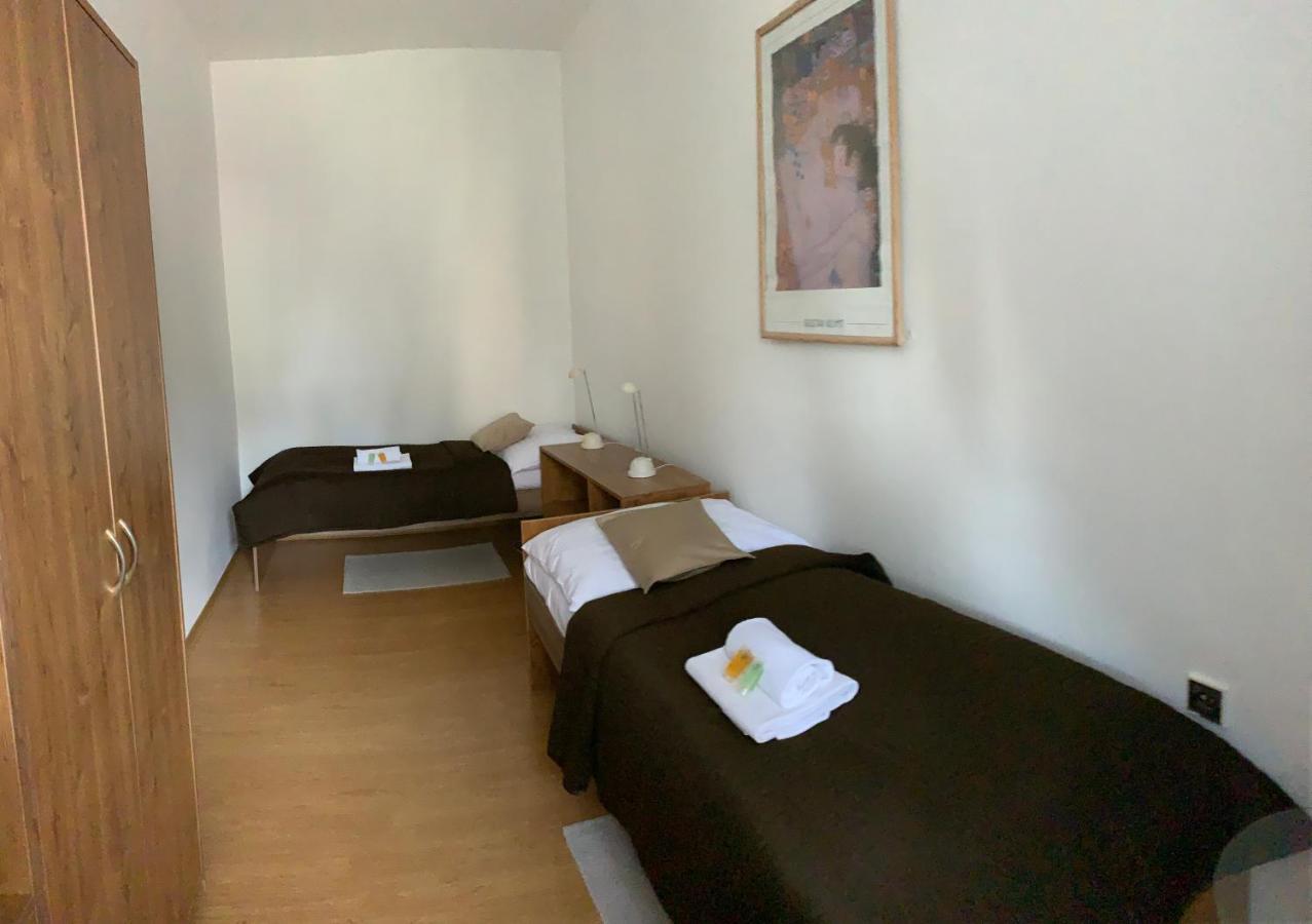 Hotel U Apostola Jevíčko Exteriör bild