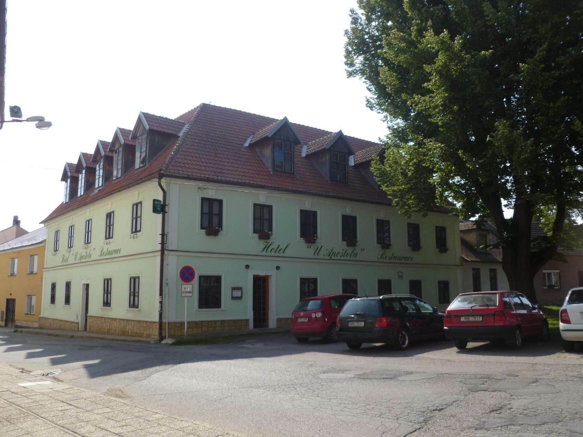 Hotel U Apostola Jevíčko Exteriör bild