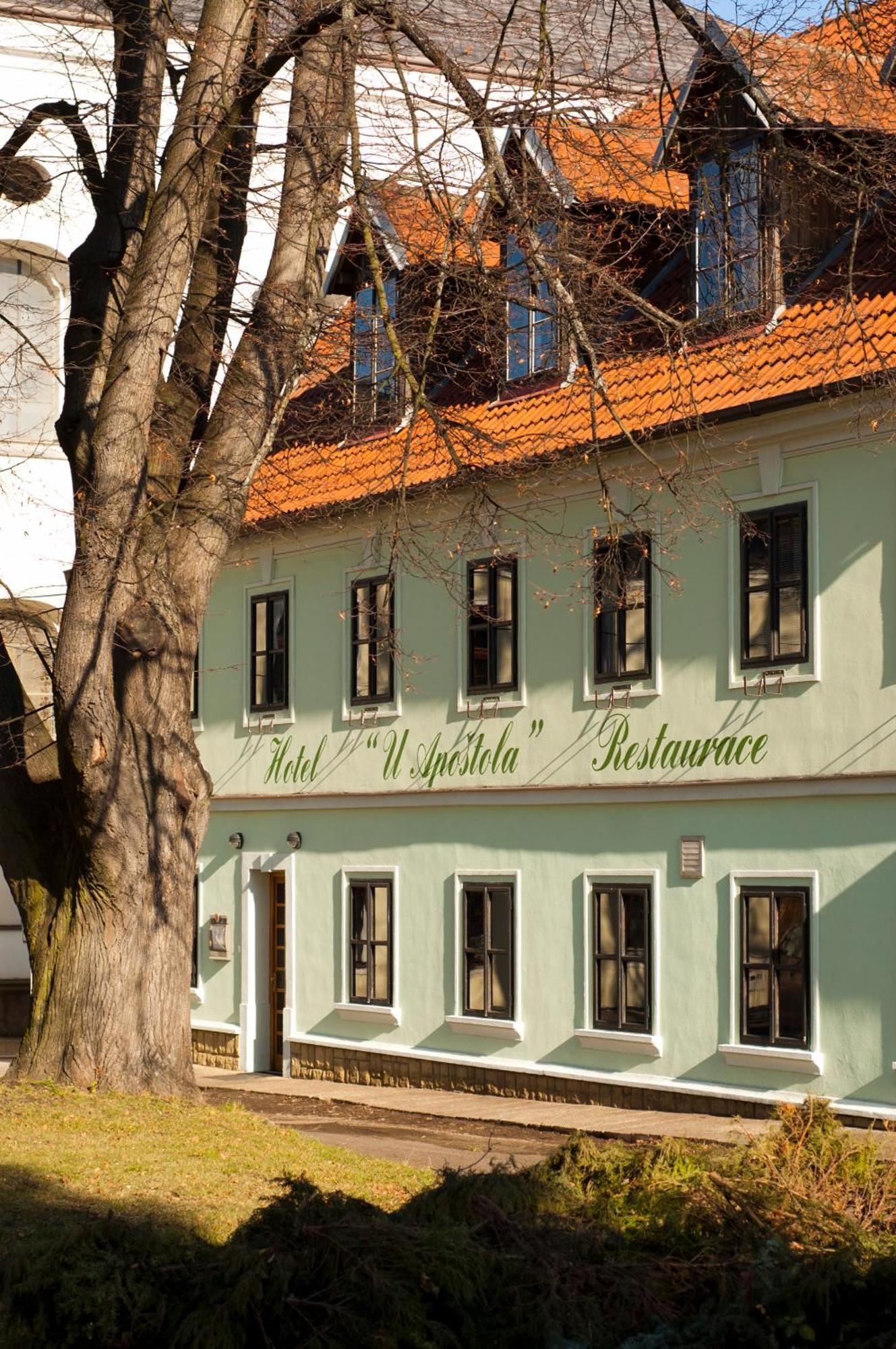 Hotel U Apostola Jevíčko Exteriör bild